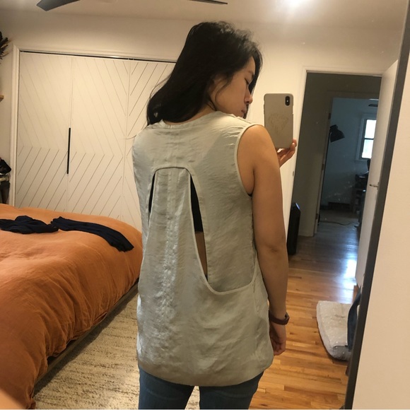 Helmet Lang silver top With fun back detail M - Picture 2 of 9